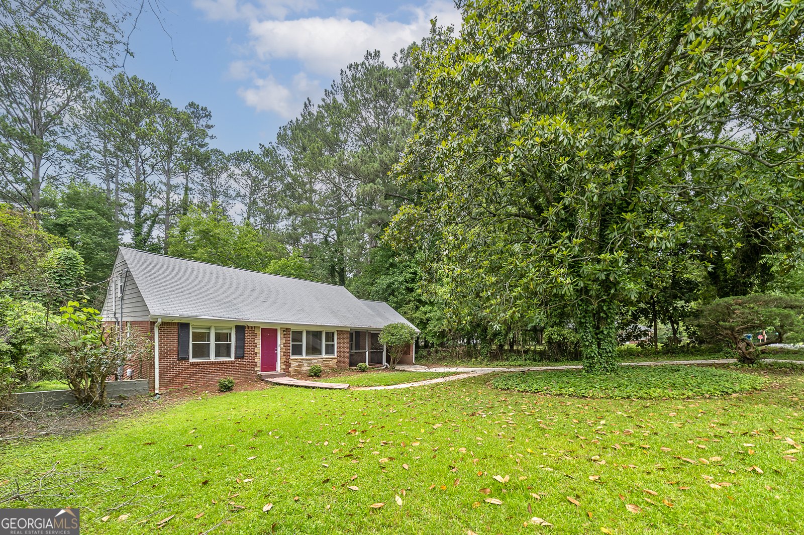 3080 Lynhurst Circle Atlanta - 28