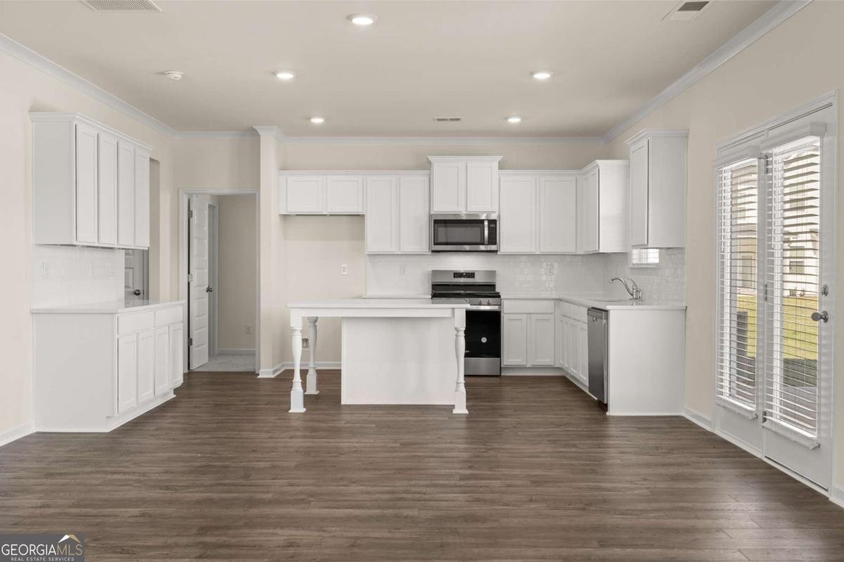 301 Sandy Oak Drive Loganville - 12