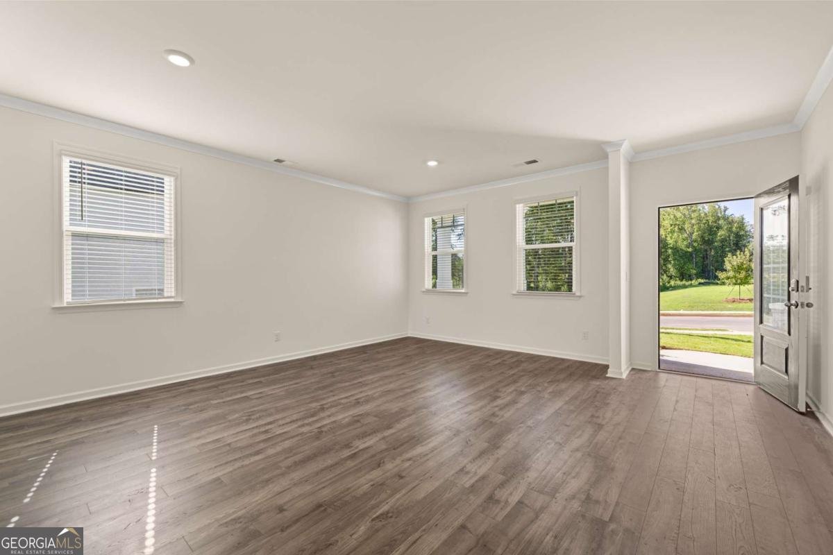 301 Sandy Oak Drive Loganville - 34