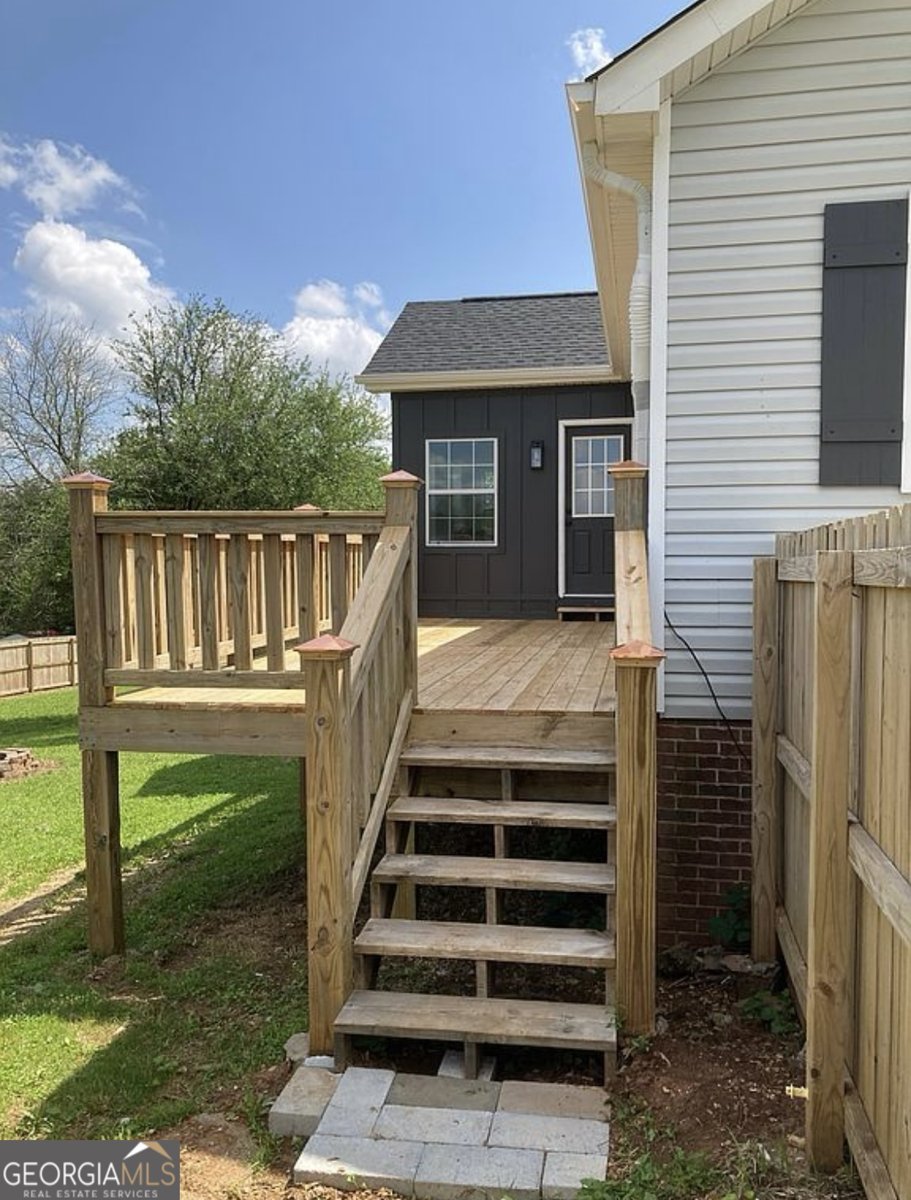 19 Laura Lane Ringgold - 39