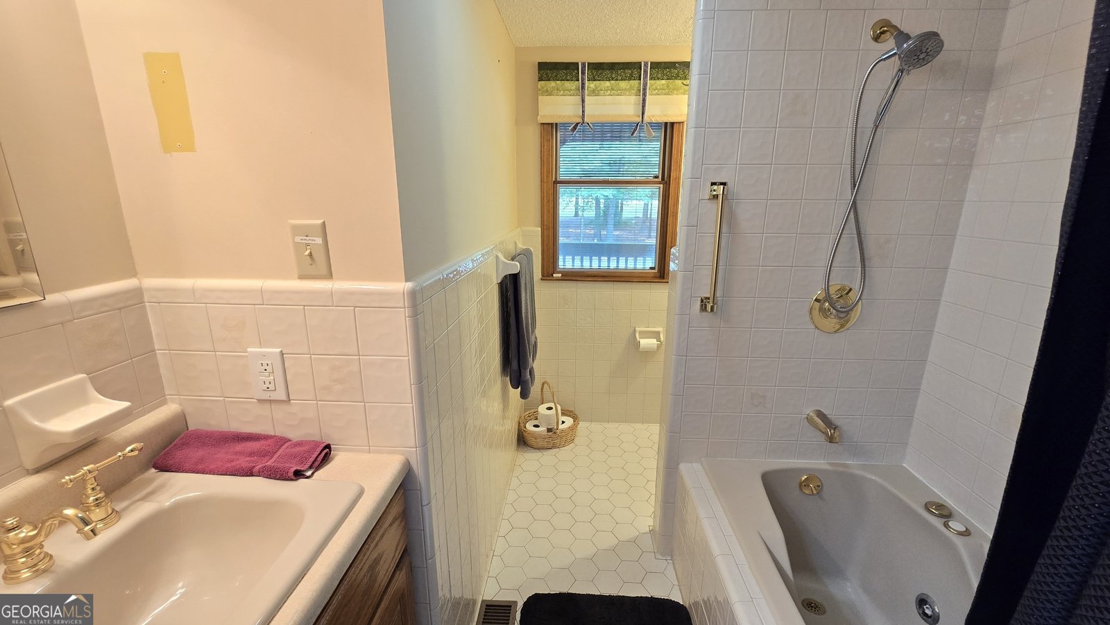396 Greenleaf Drive Lavonia - 34