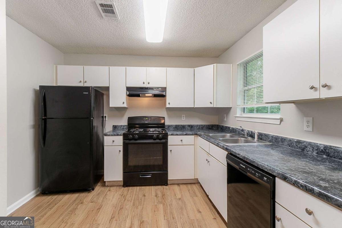 5421 Salem Springs Drive Lithonia - 4
