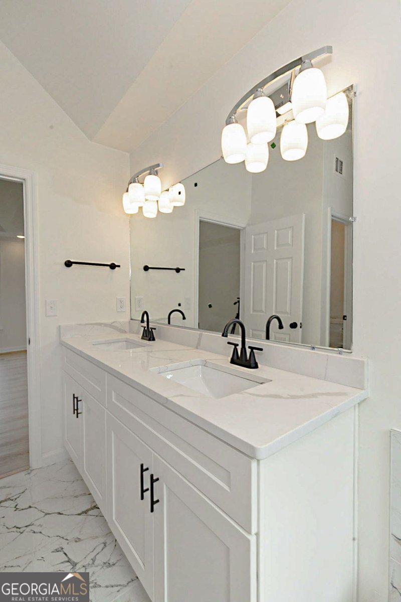 129 Sunny Point Circle Lagrange - 35