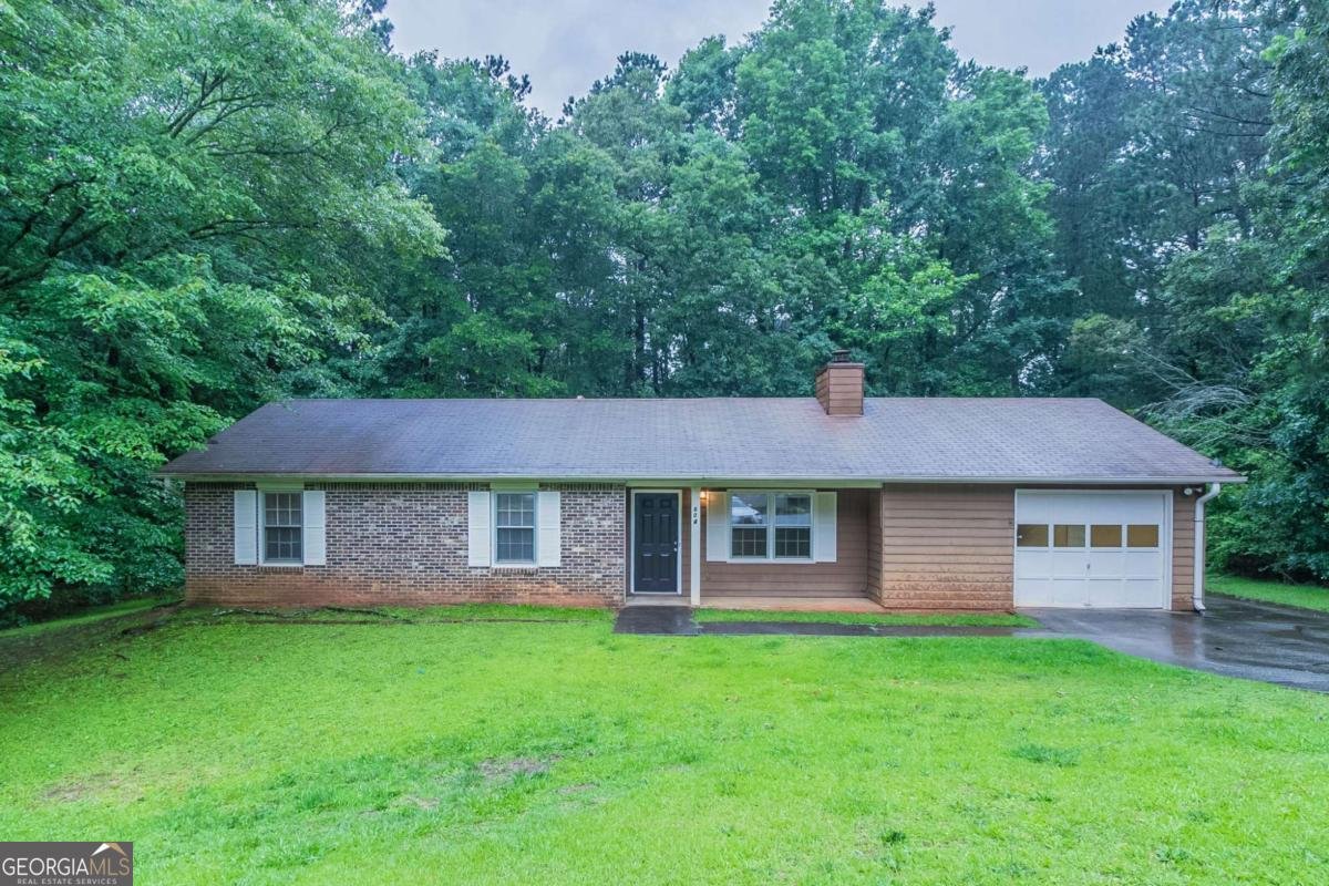 604 Hamlet Court Conyers - 1