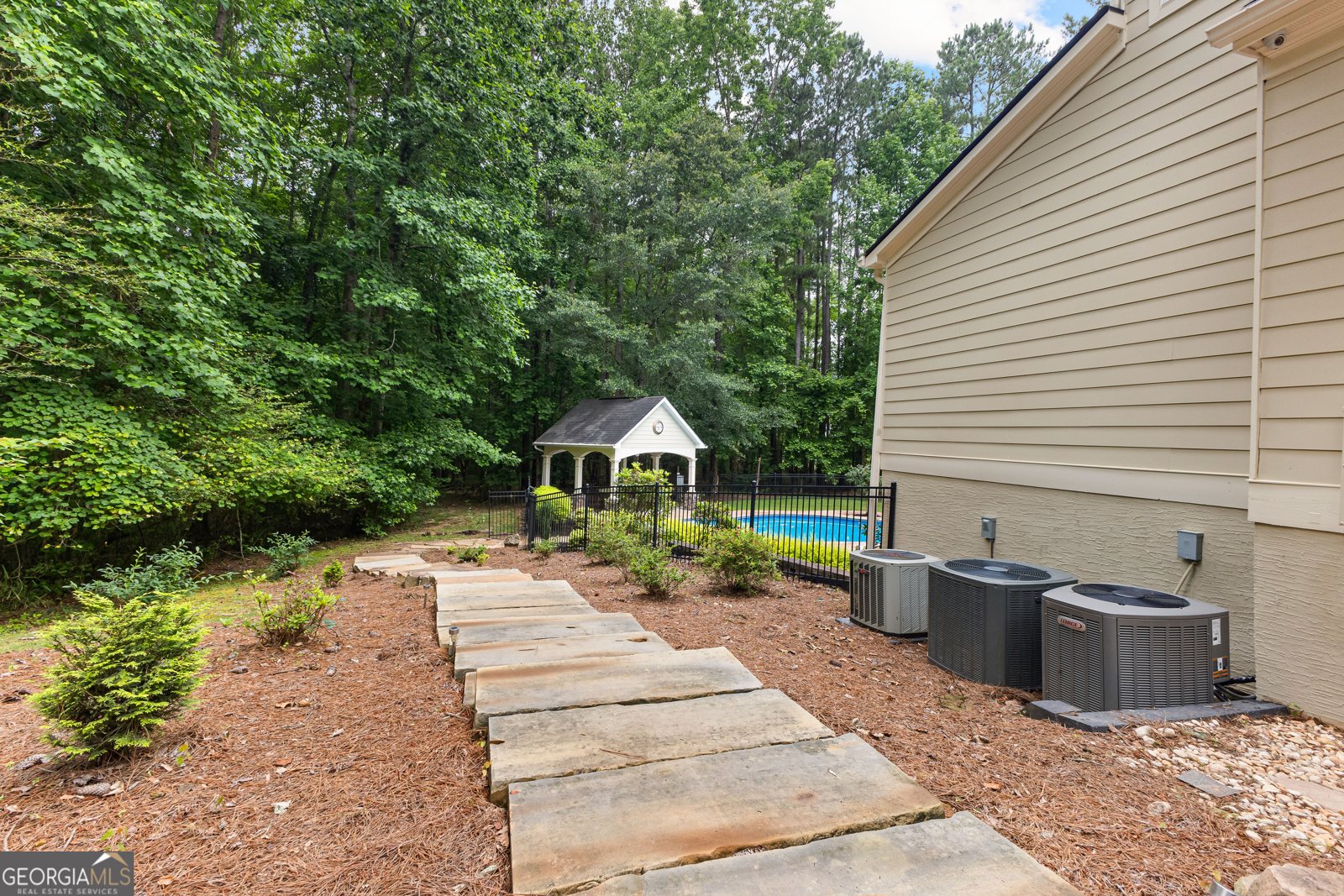 155 Carrolls Way Fayetteville - 77