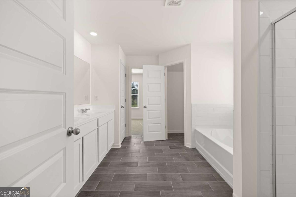 281 Sandy Oak Drive Loganville - 24