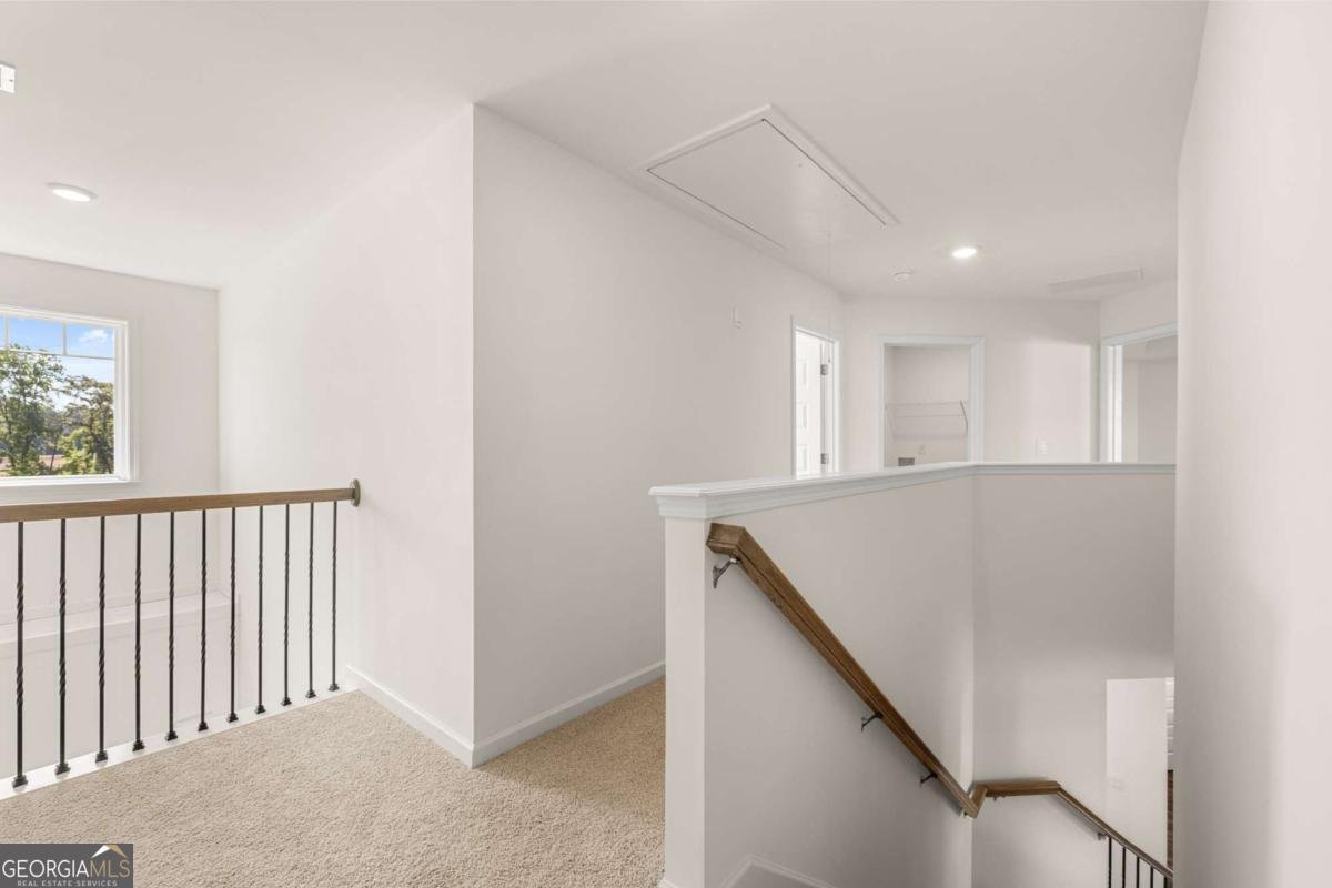 281 Sandy Oak Drive Loganville - 38