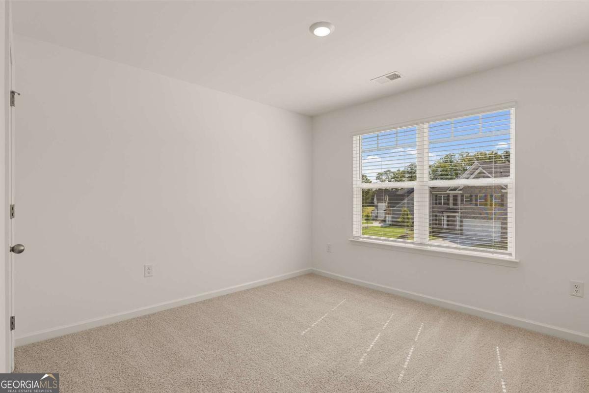 281 Sandy Oak Drive Loganville - 40