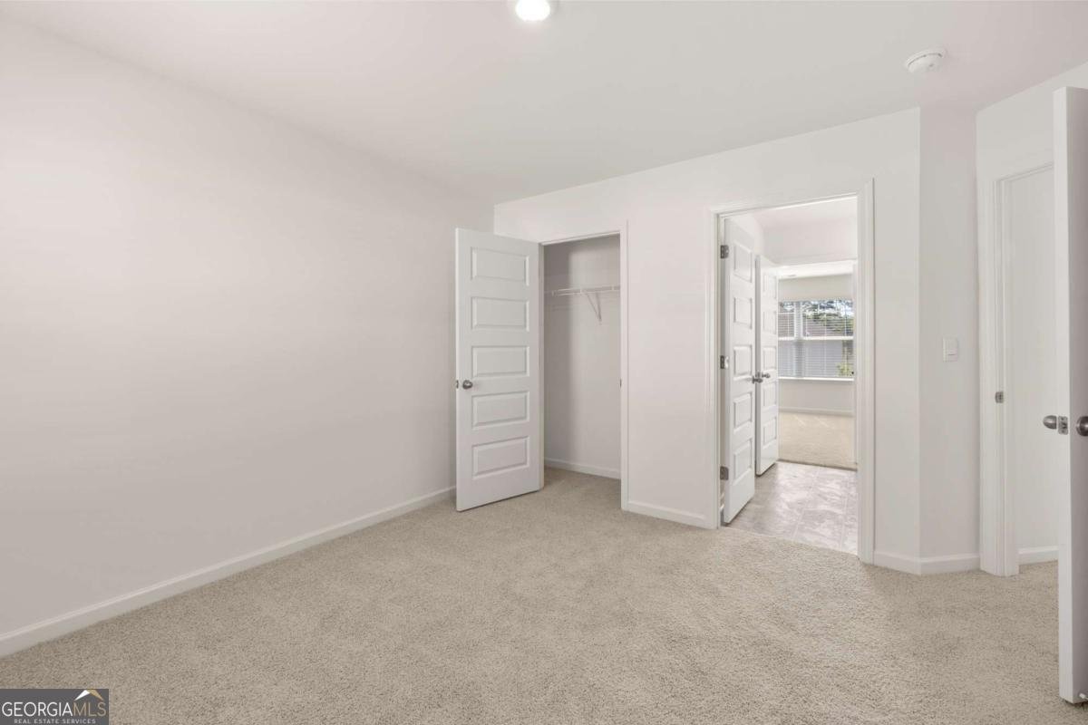281 Sandy Oak Drive Loganville - 44