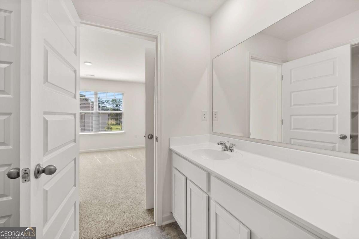 281 Sandy Oak Drive Loganville - 45