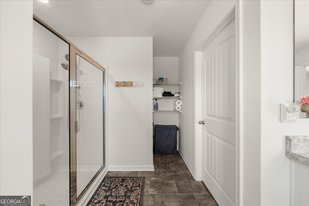 5634 Barberry Avenue Oakwood - 23