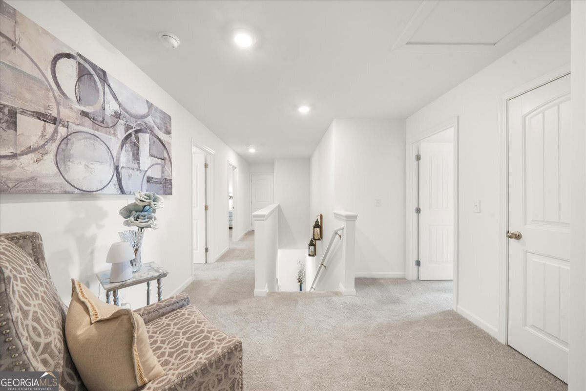 5634 Barberry Avenue Oakwood - 27