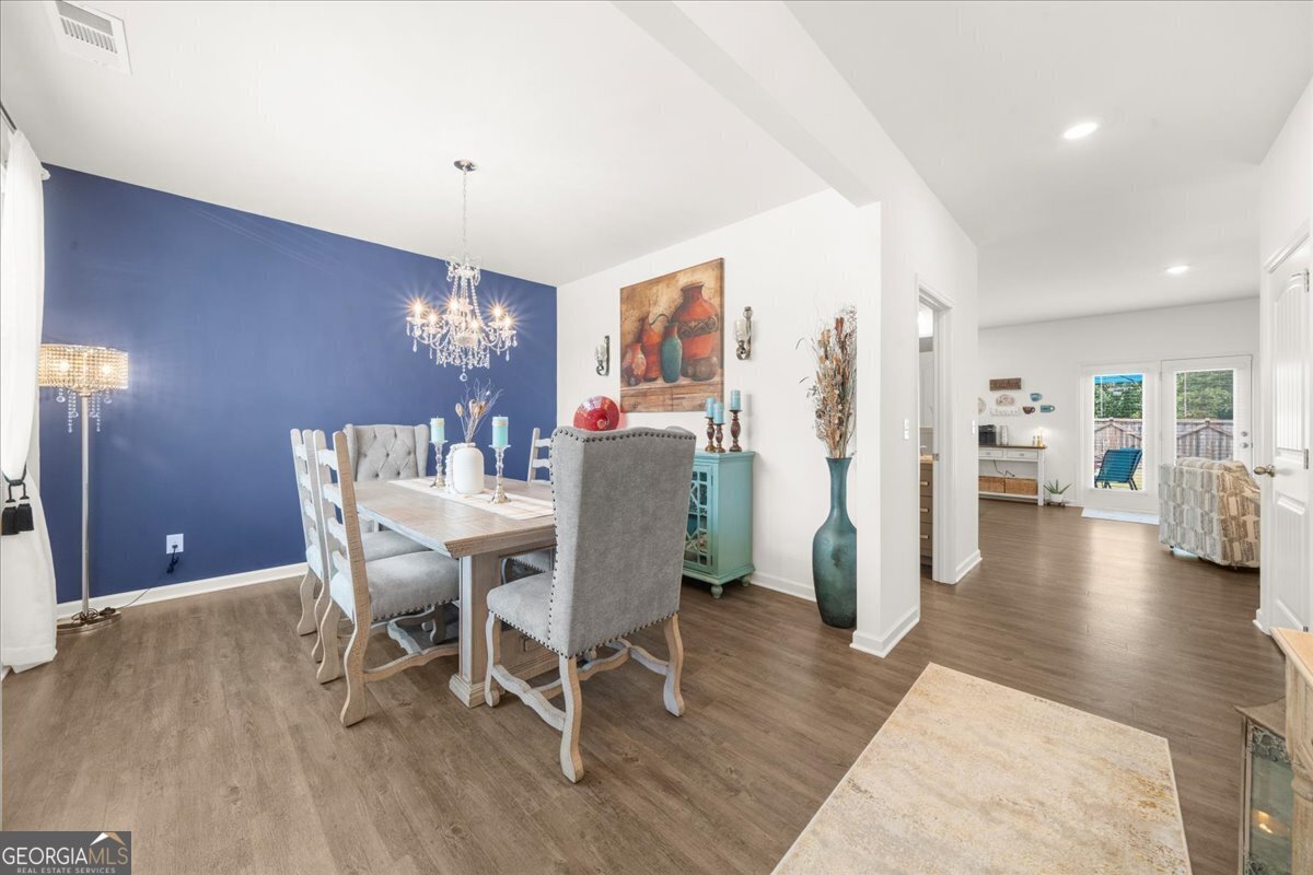 5634 Barberry Avenue Oakwood - 5