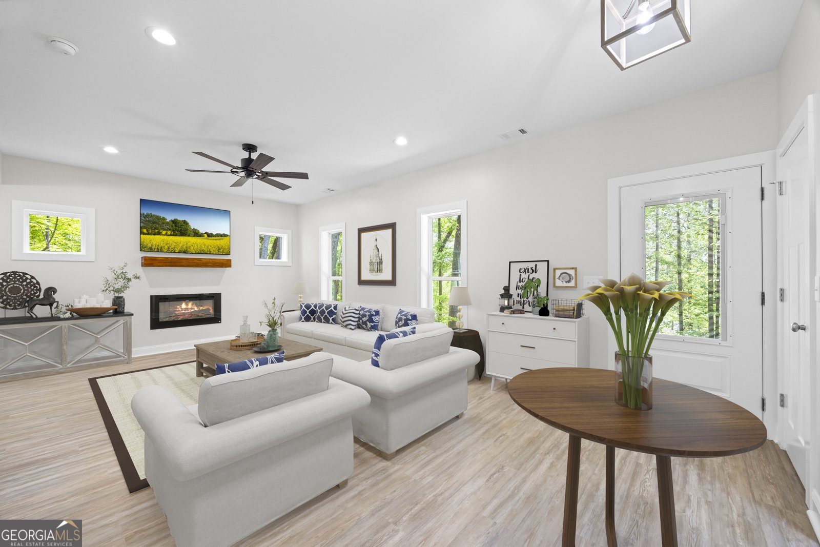 990 Rue Fleur De Lis Lavonia - 16