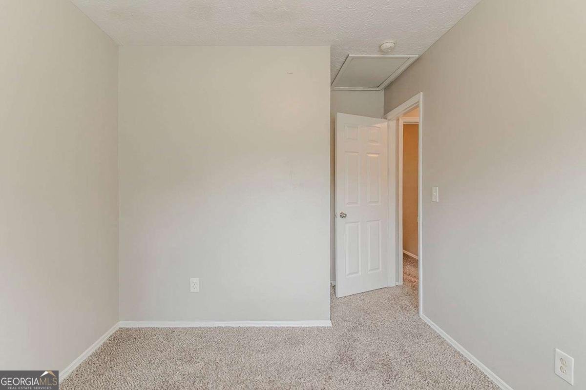 6114 Leverett Drive Lithonia - 17