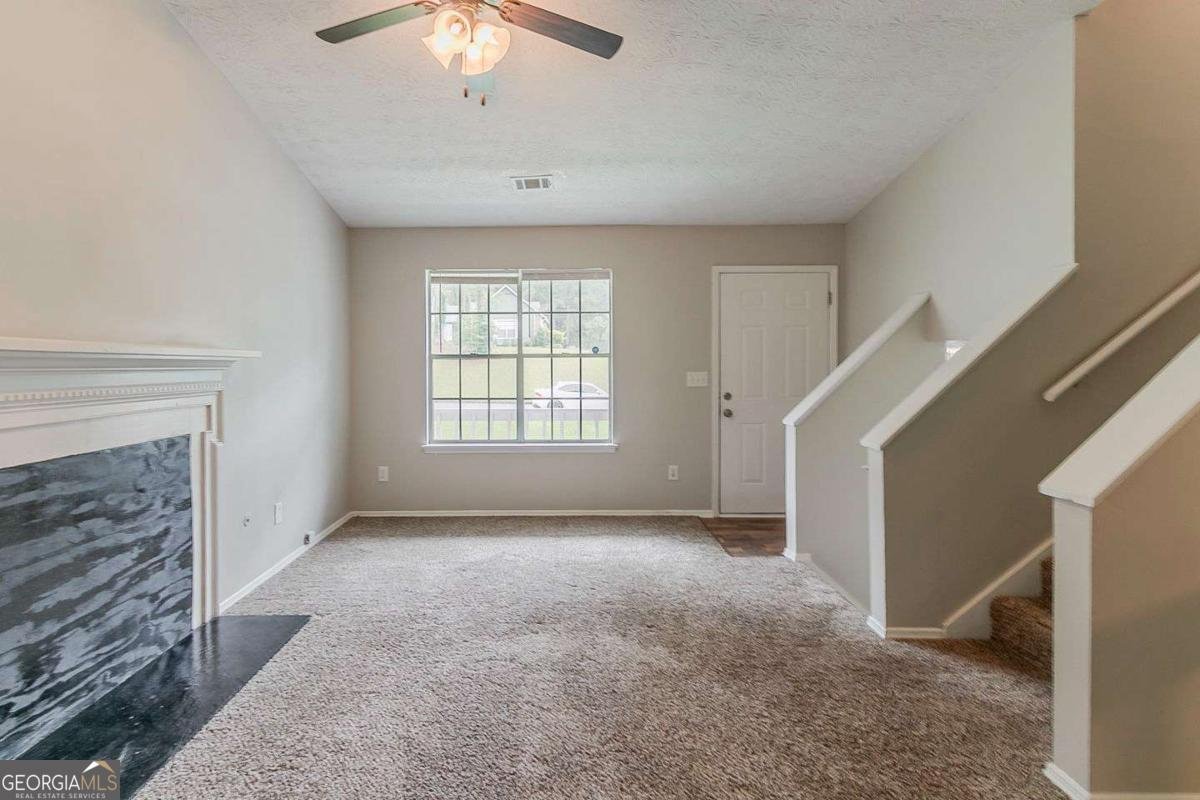 6114 Leverett Drive Lithonia - 6