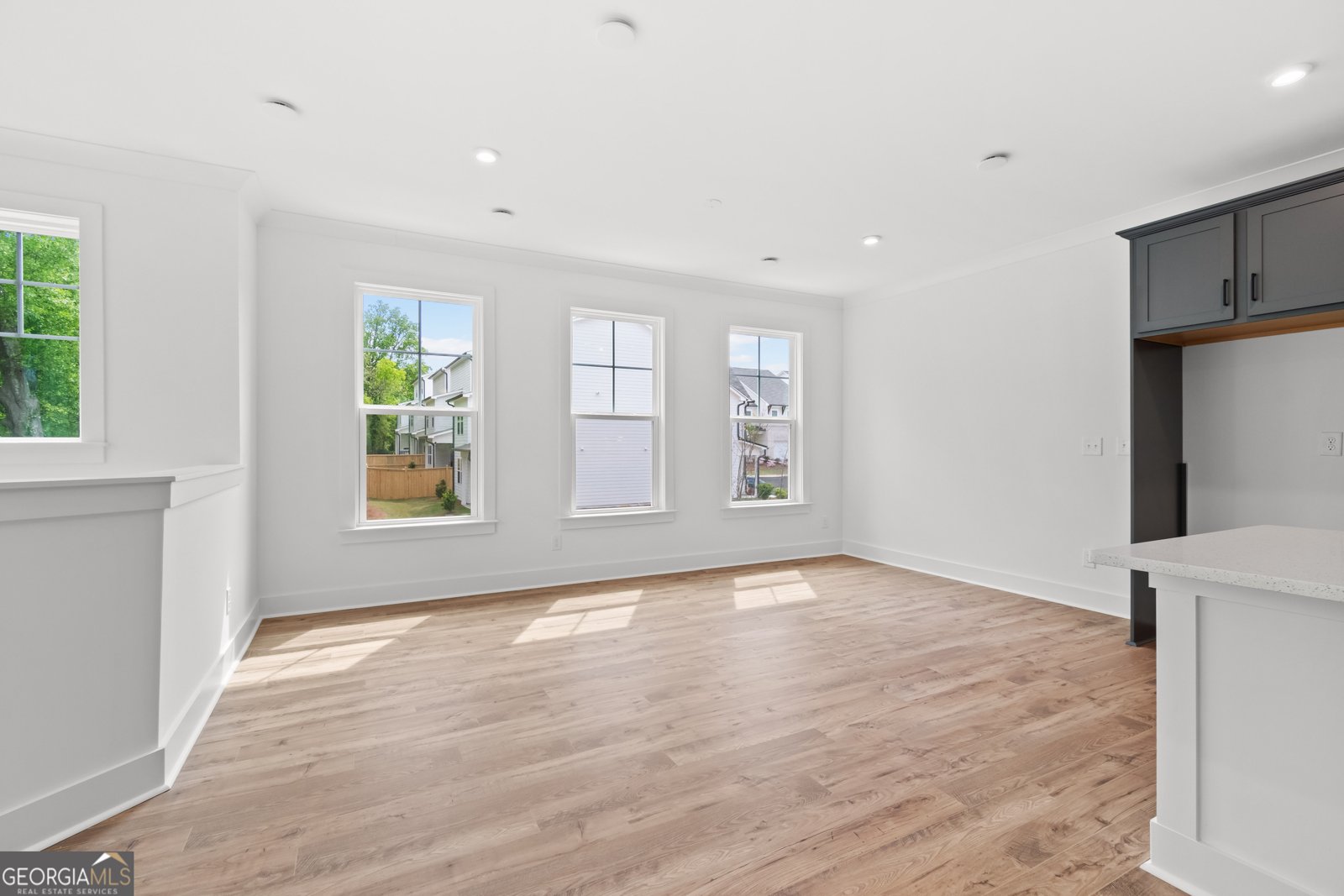 586 Avondale Park Circle Decatur - 14