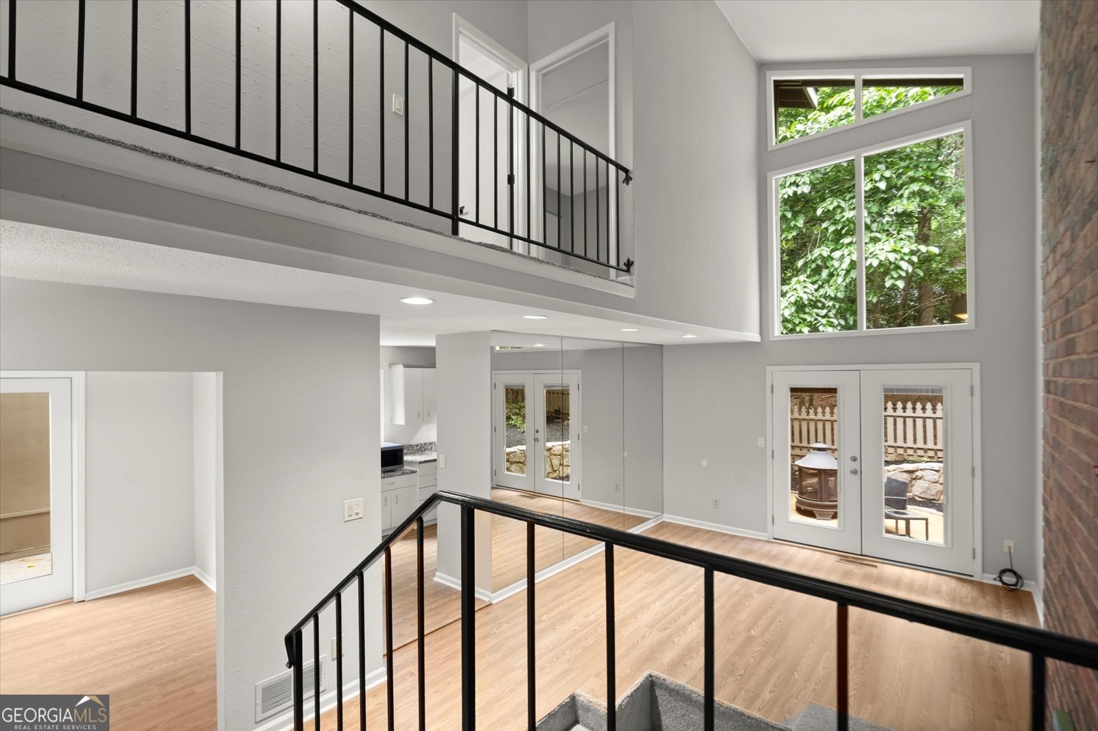 225 Lakeview Ridge Roswell - 14