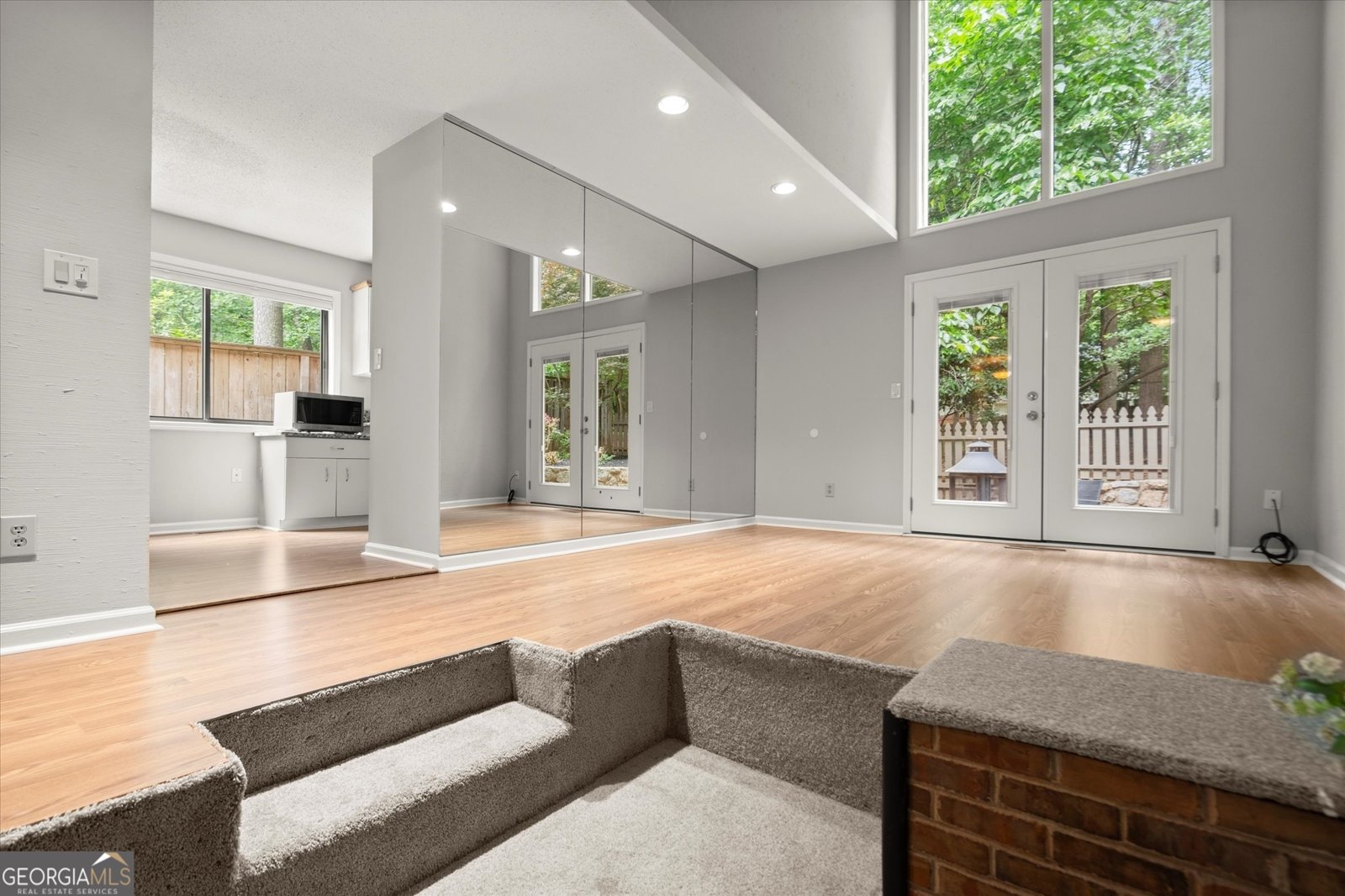 225 Lakeview Ridge Roswell - 18