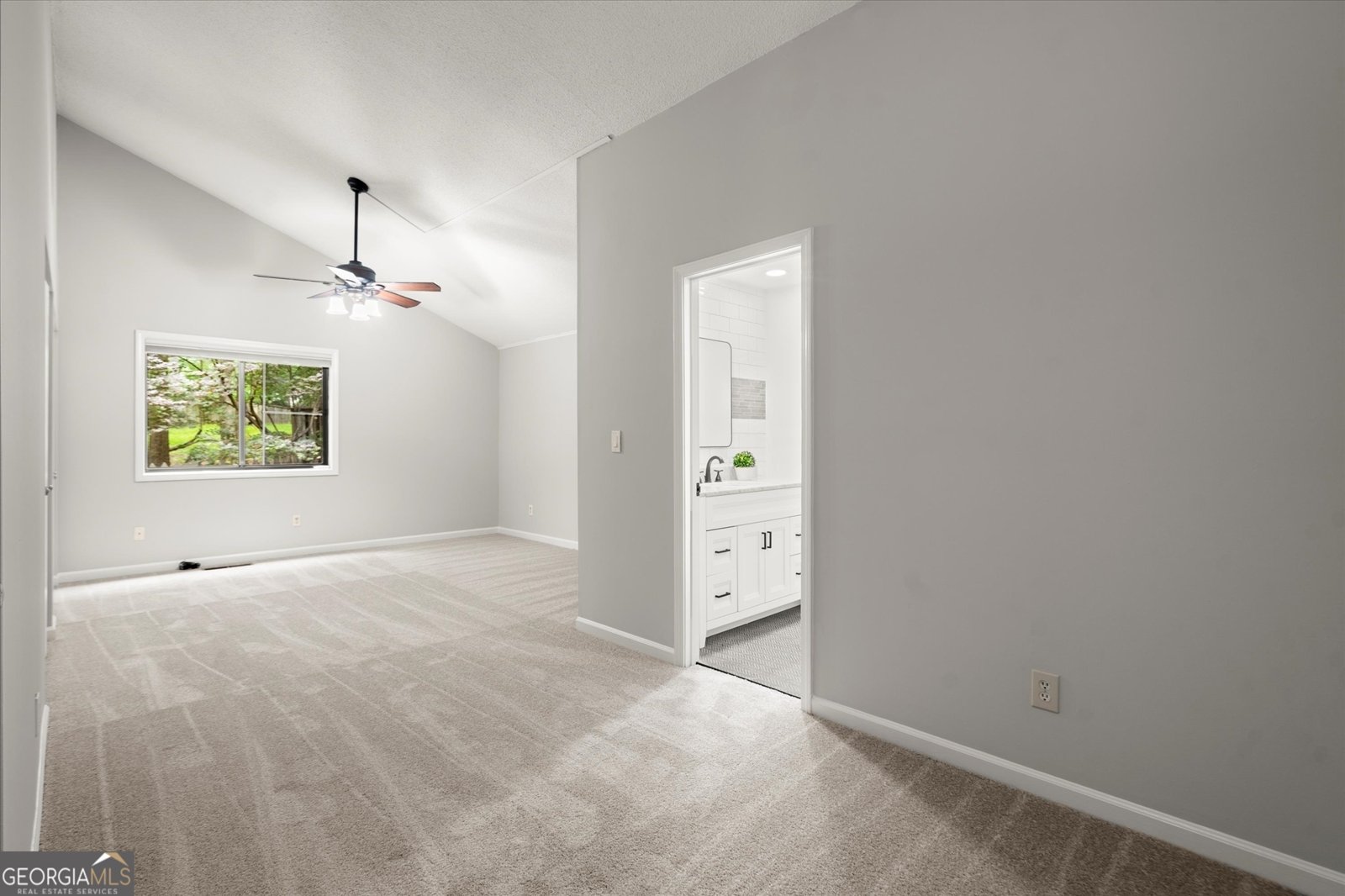 225 Lakeview Ridge Roswell - 32
