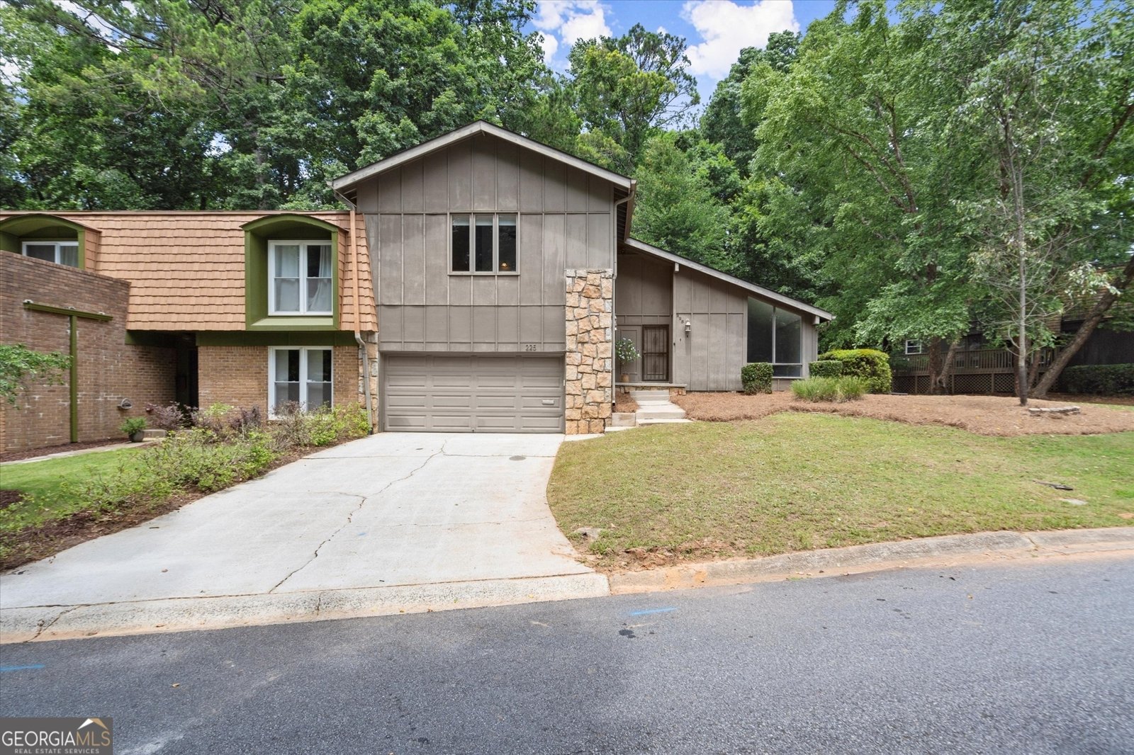 225 Lakeview Ridge Roswell - 58