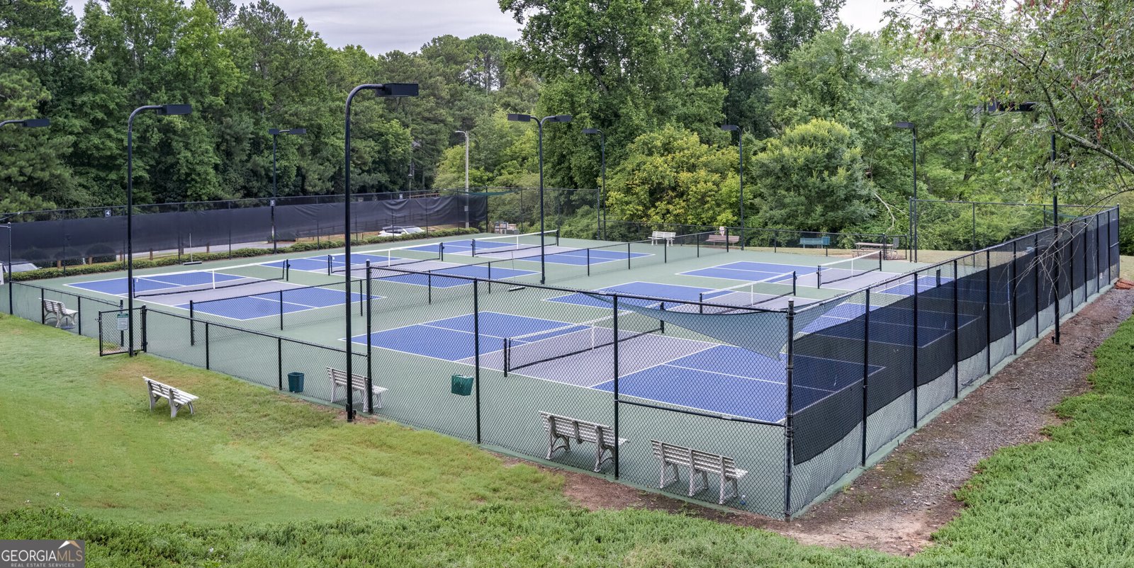 225 Lakeview Ridge Roswell - 72