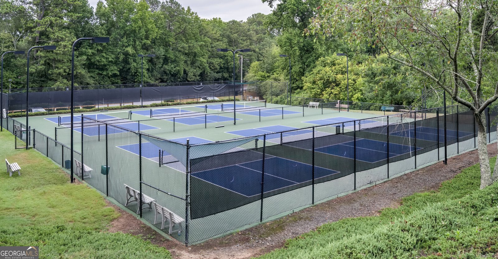 225 Lakeview Ridge Roswell - 73
