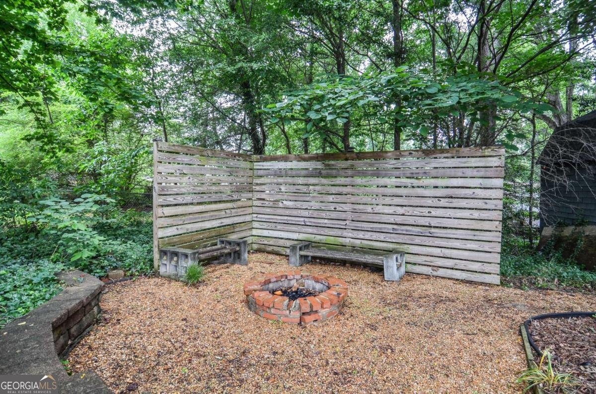456 Harmony Grove Road Lilburn - 41