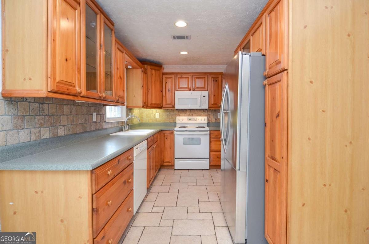 456 Harmony Grove Road Lilburn - 9