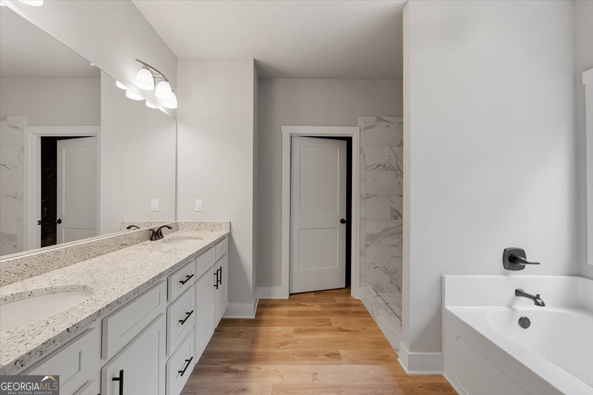 206 Railroad Street Gray - 17