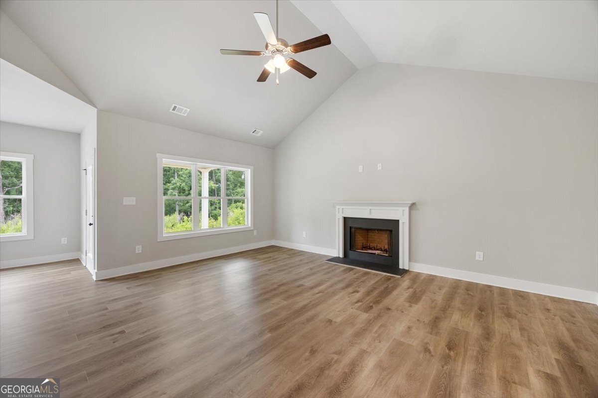 206 Railroad Street Gray - 5