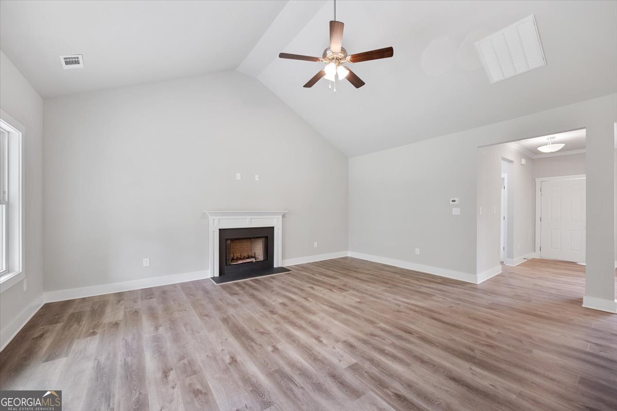 206 Railroad Street Gray - 6