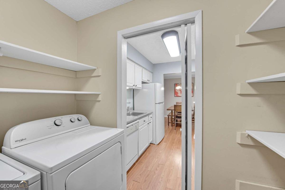5145 Roswell Road Atlanta - 19