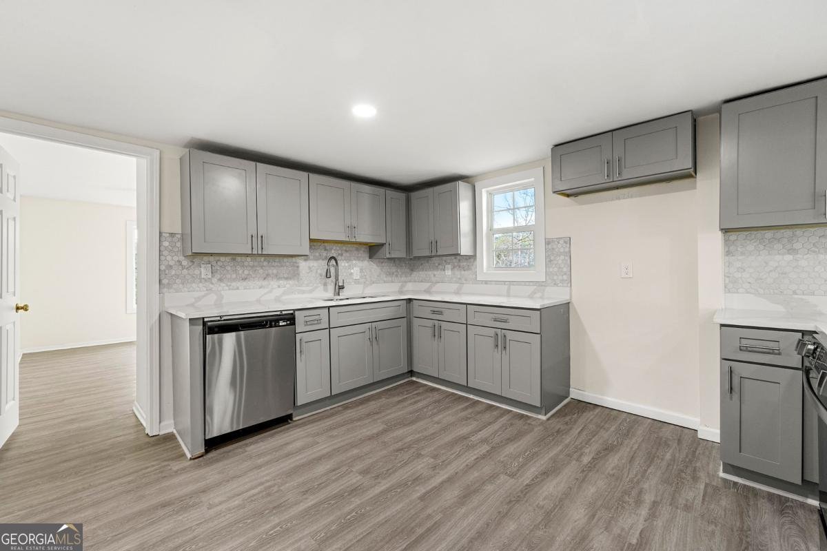 2331 Luther Street Lithonia - 10