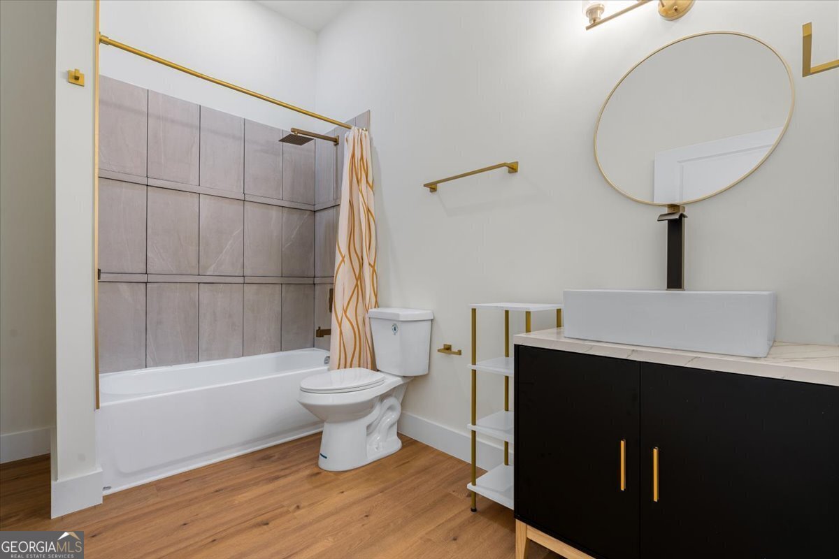 2328 Lakewood Avenue Atlanta - 24