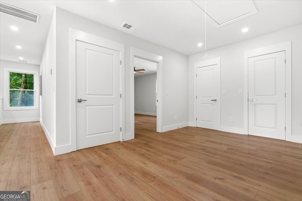 2328 Lakewood Avenue Atlanta - 27