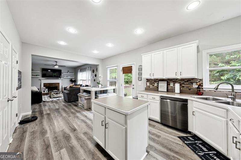 402 HOMESTEAD Drive Dallas - 16