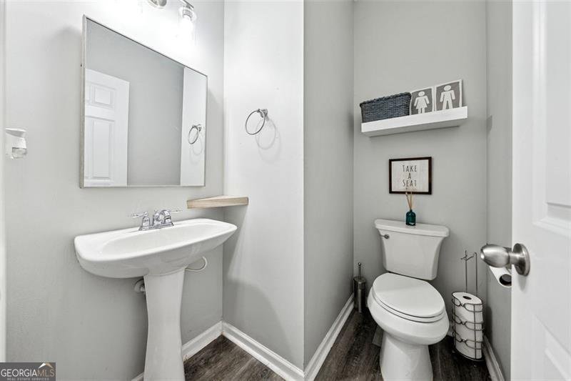 402 HOMESTEAD Drive Dallas - 9