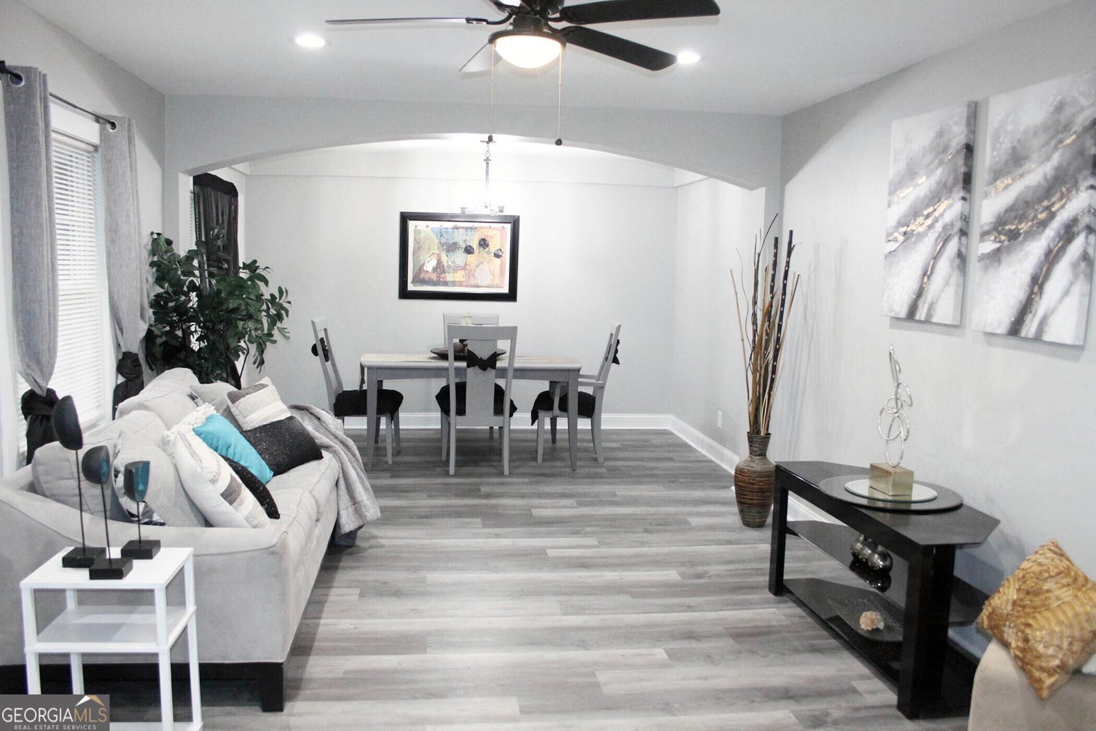 3046 Dobbs Way East Point - 10