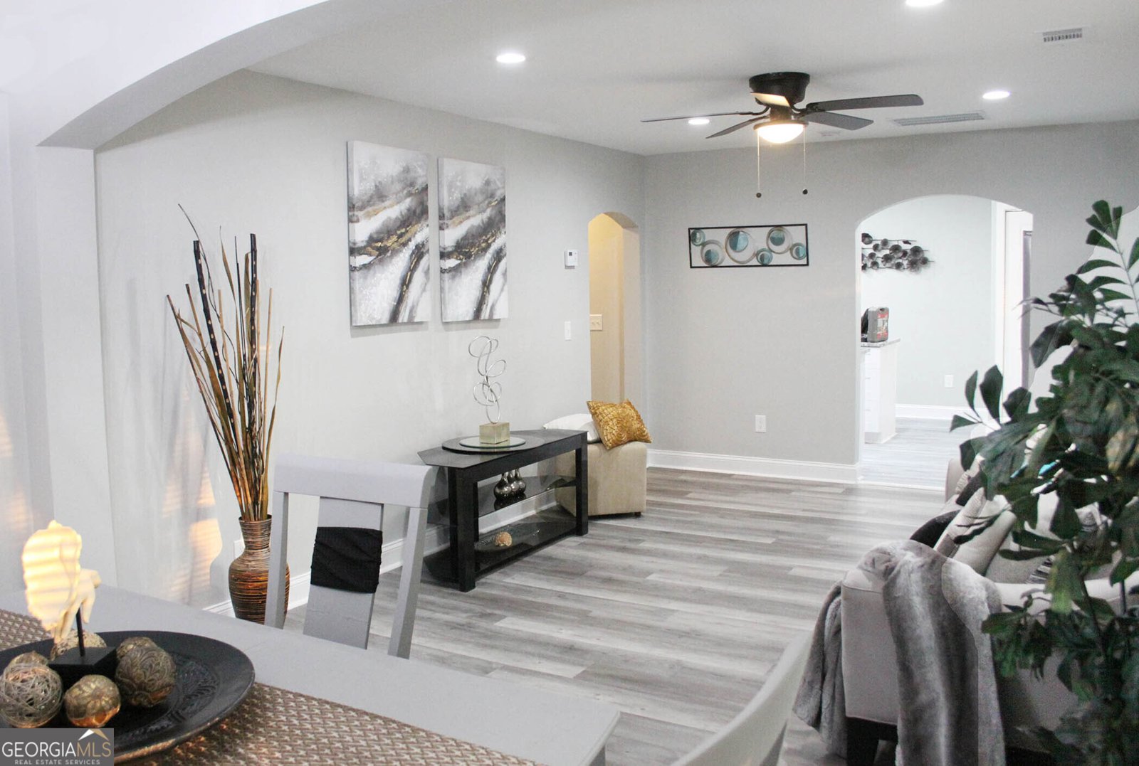 3046 Dobbs Way East Point - 11