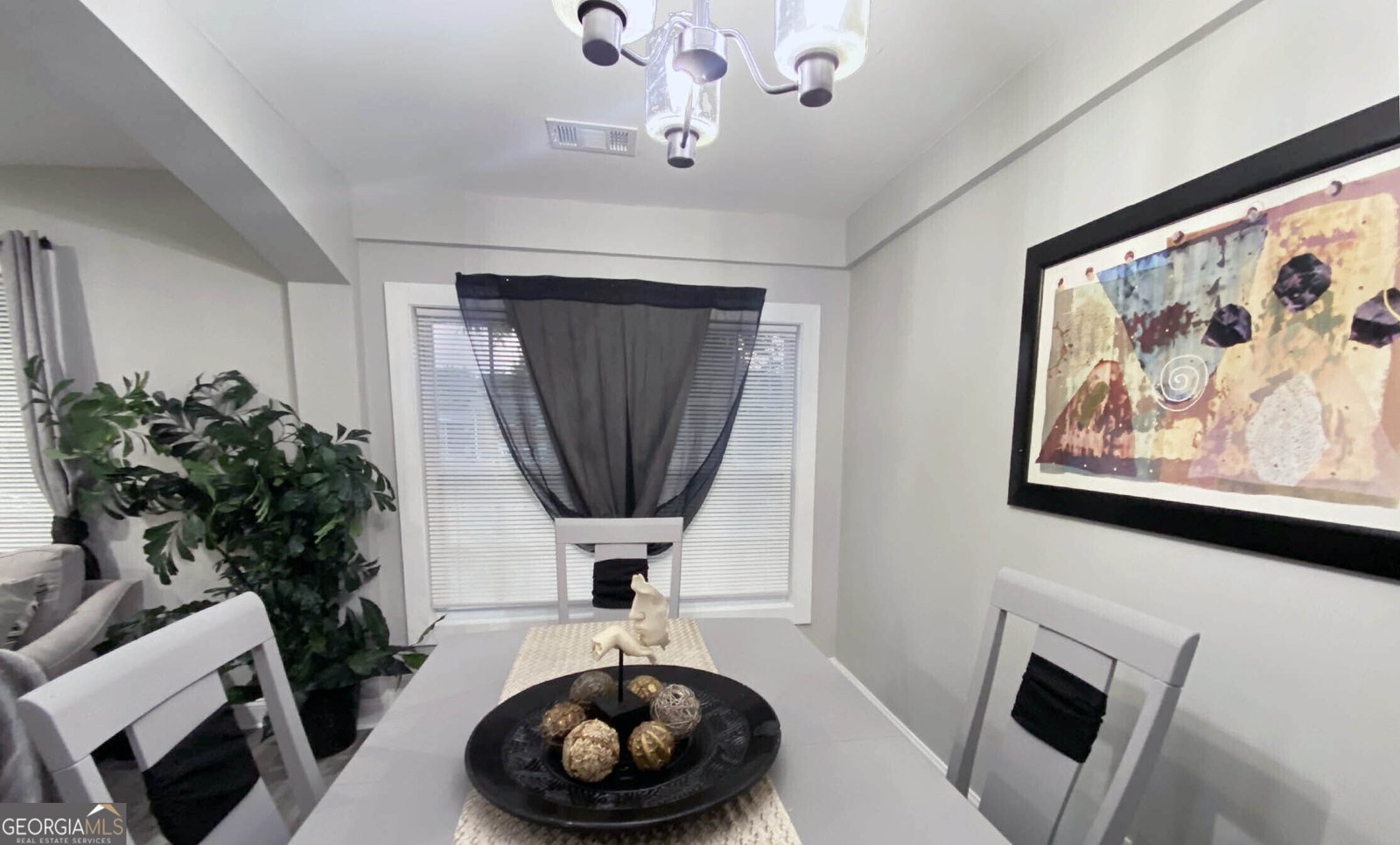 3046 Dobbs Way East Point - 17