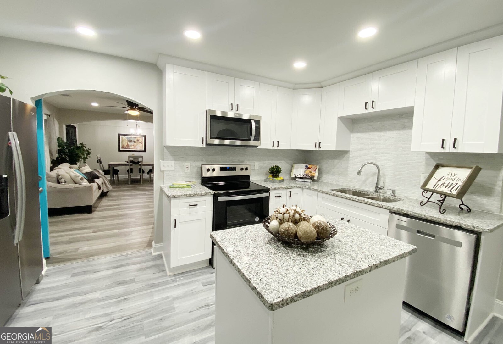 3046 Dobbs Way East Point - 20