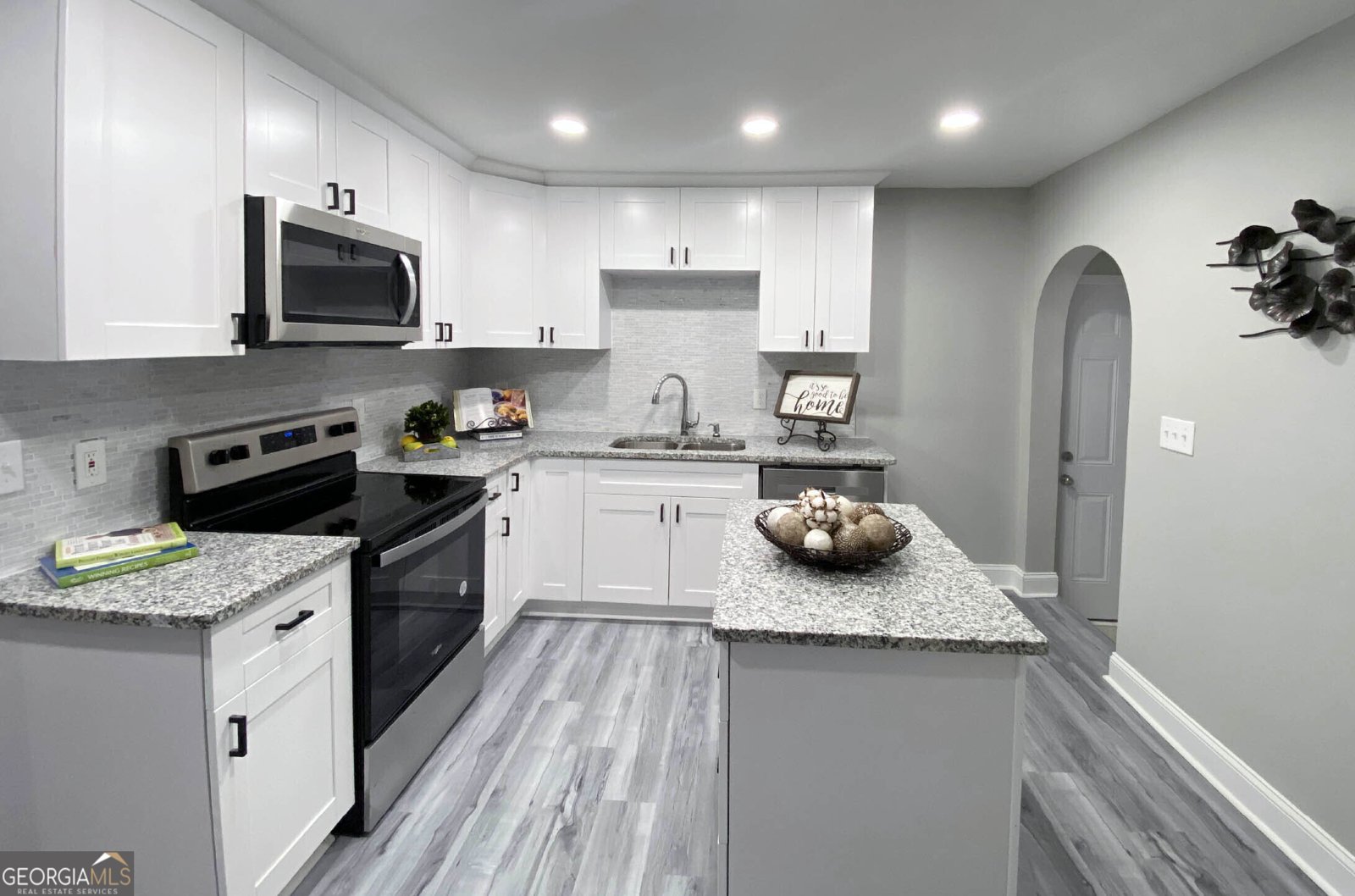 3046 Dobbs Way East Point - 25