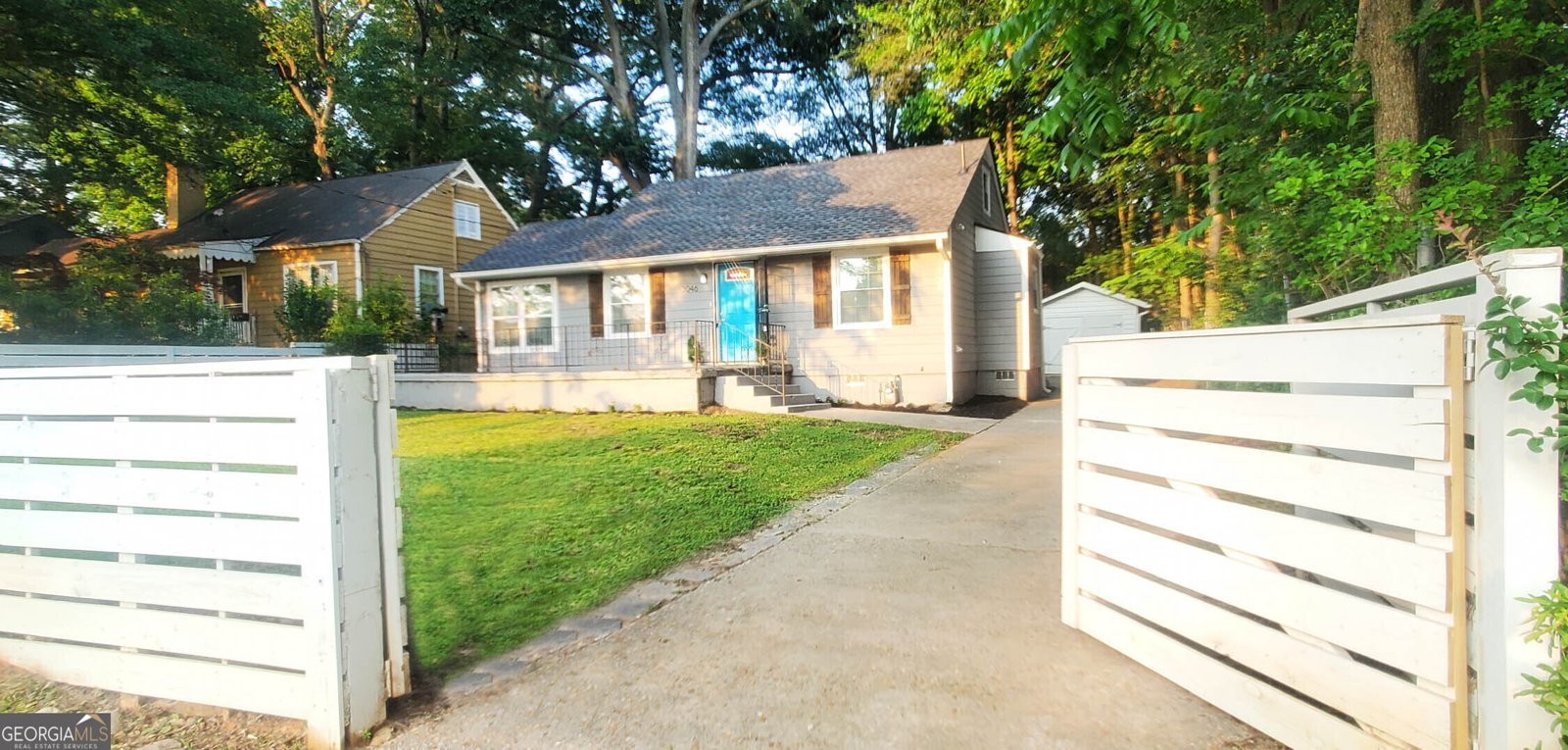 3046 Dobbs Way East Point - 3