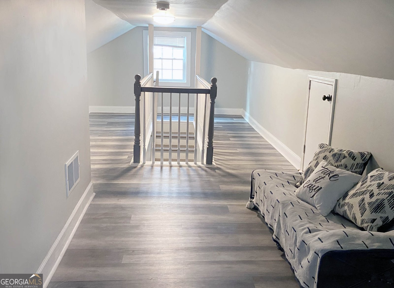 3046 Dobbs Way East Point - 33