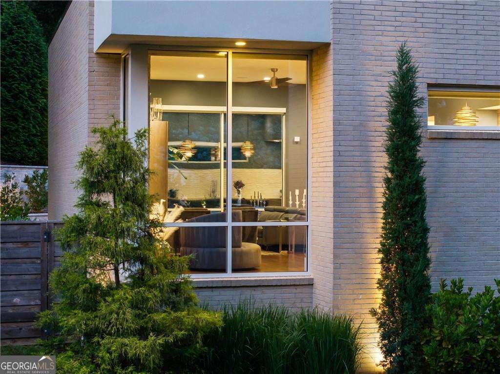 1242 Wild Creek Trail Atlanta - 12