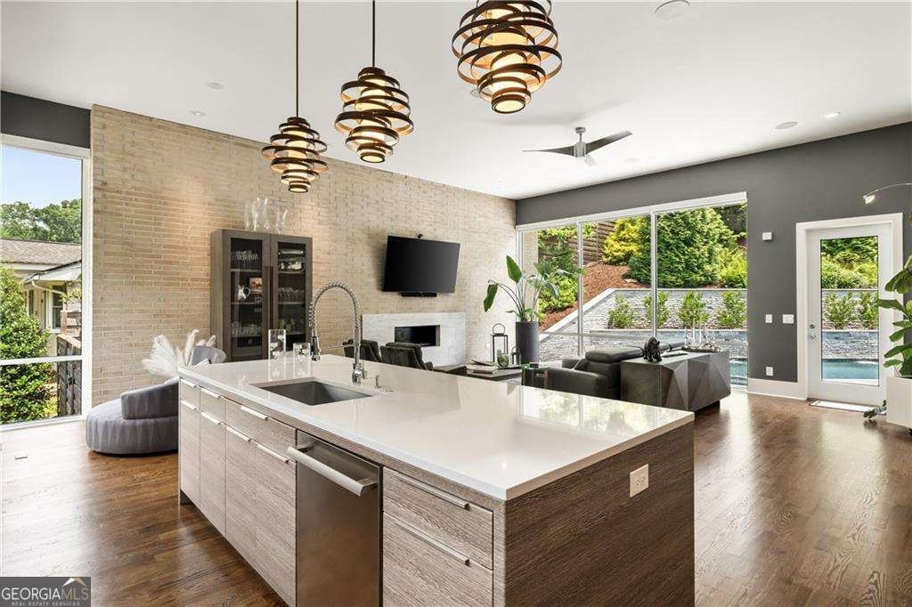 1242 Wild Creek Trail Atlanta - 32