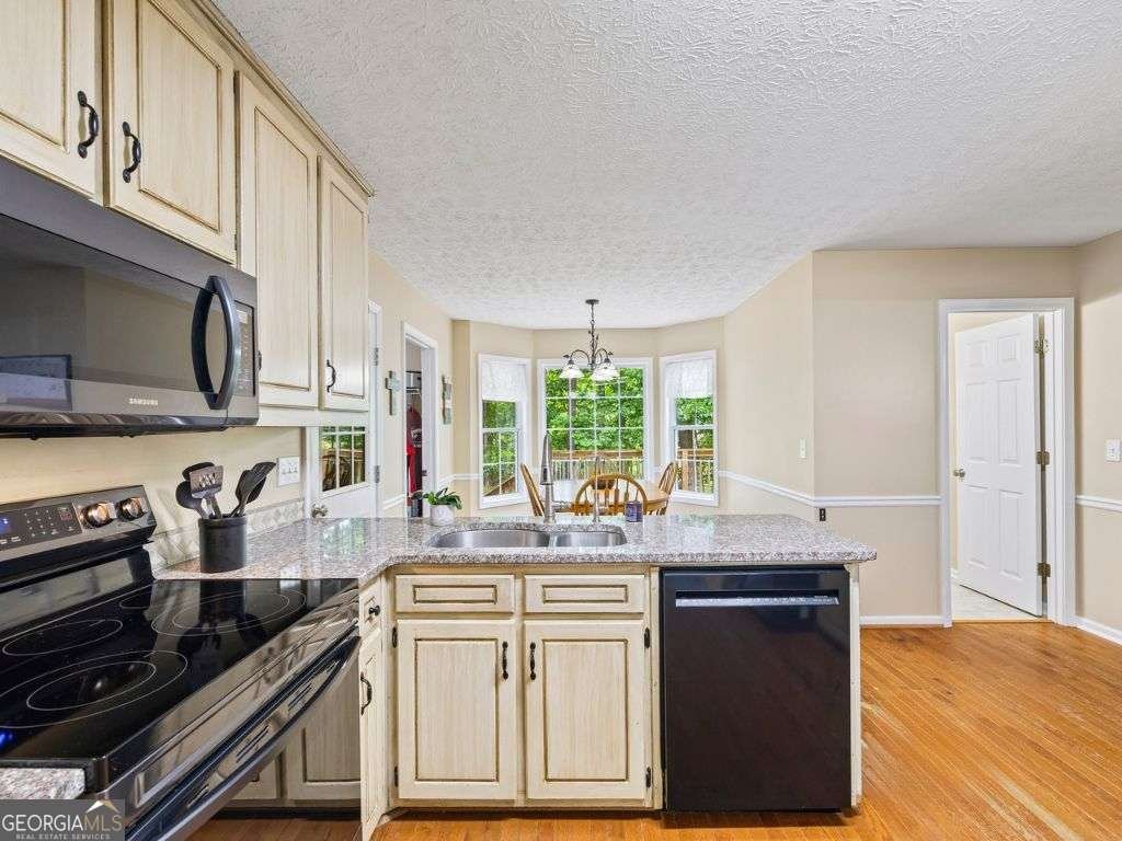 2990 Cove Crossing Drive Lawrenceville - 27
