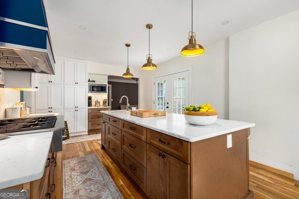 711 Greenview Avenue Atlanta - 13