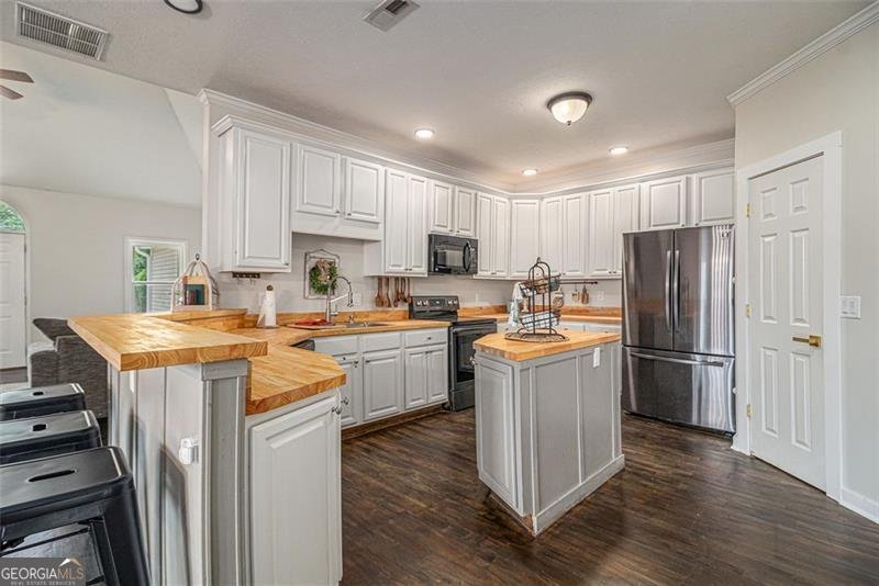 232 CHRISTIAN Circle Carrollton - 12
